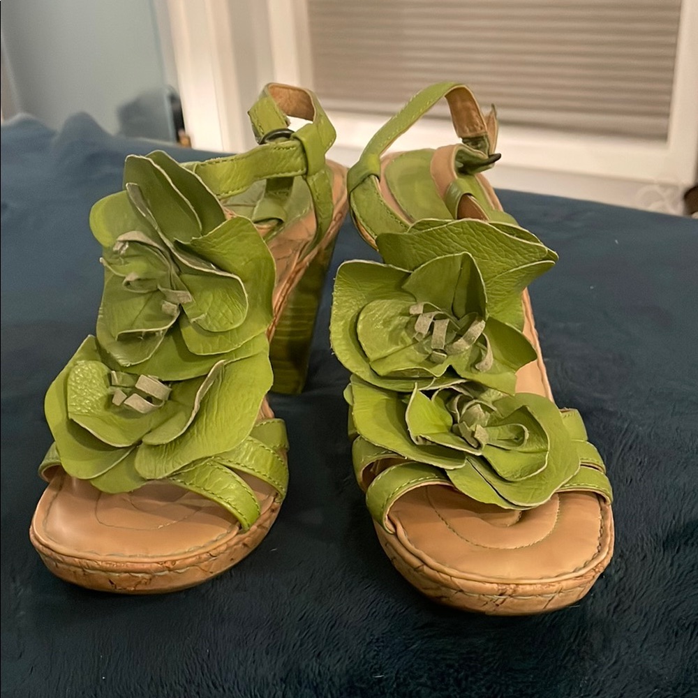Born Green Floral Sandals with Leather Flowers